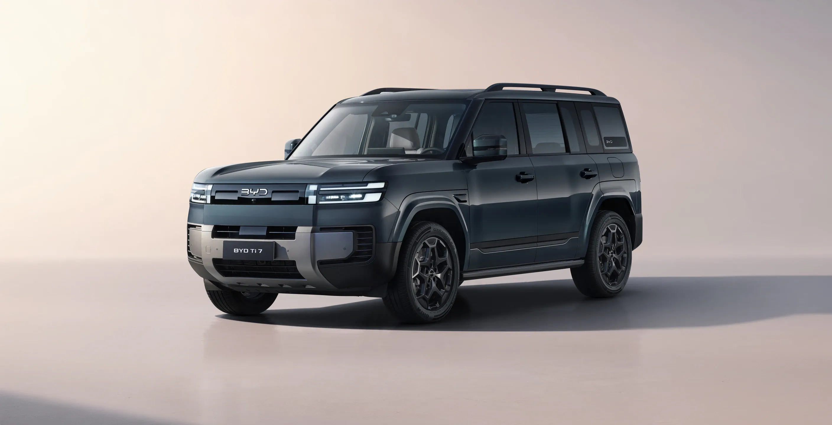 BYD Ti7 màu Titanium Grey