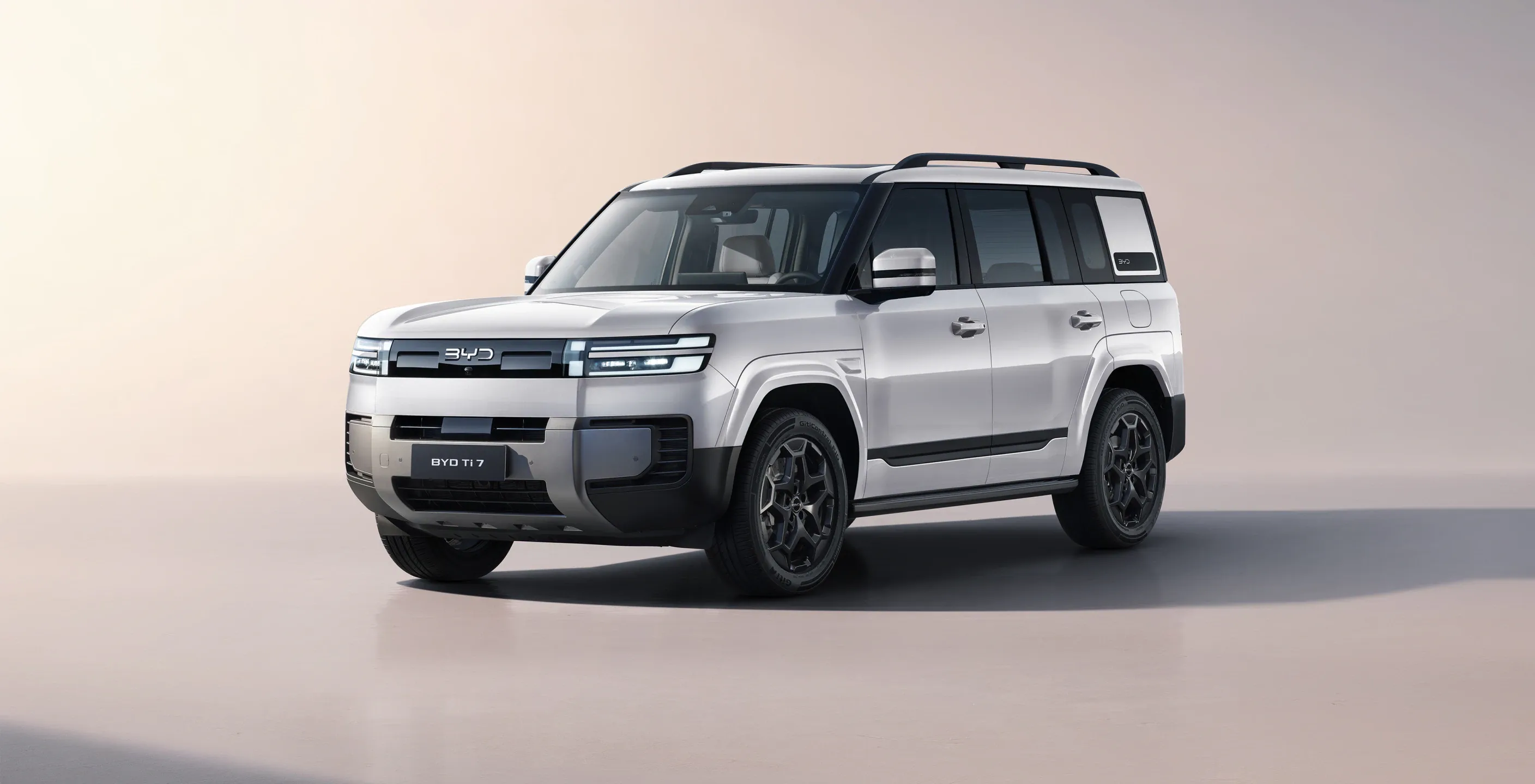 BYD Ti7 màu Starlight Silver